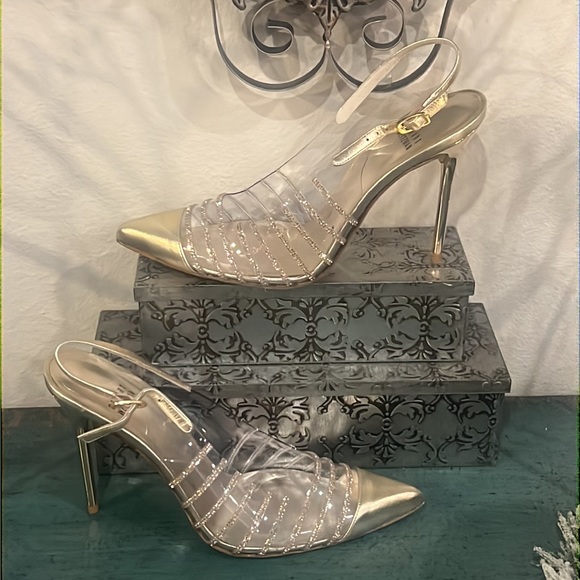 New Stuart Weitzman Slingback Gold Heels w/ Crystals (Size 8M) - Picture 3 of 16